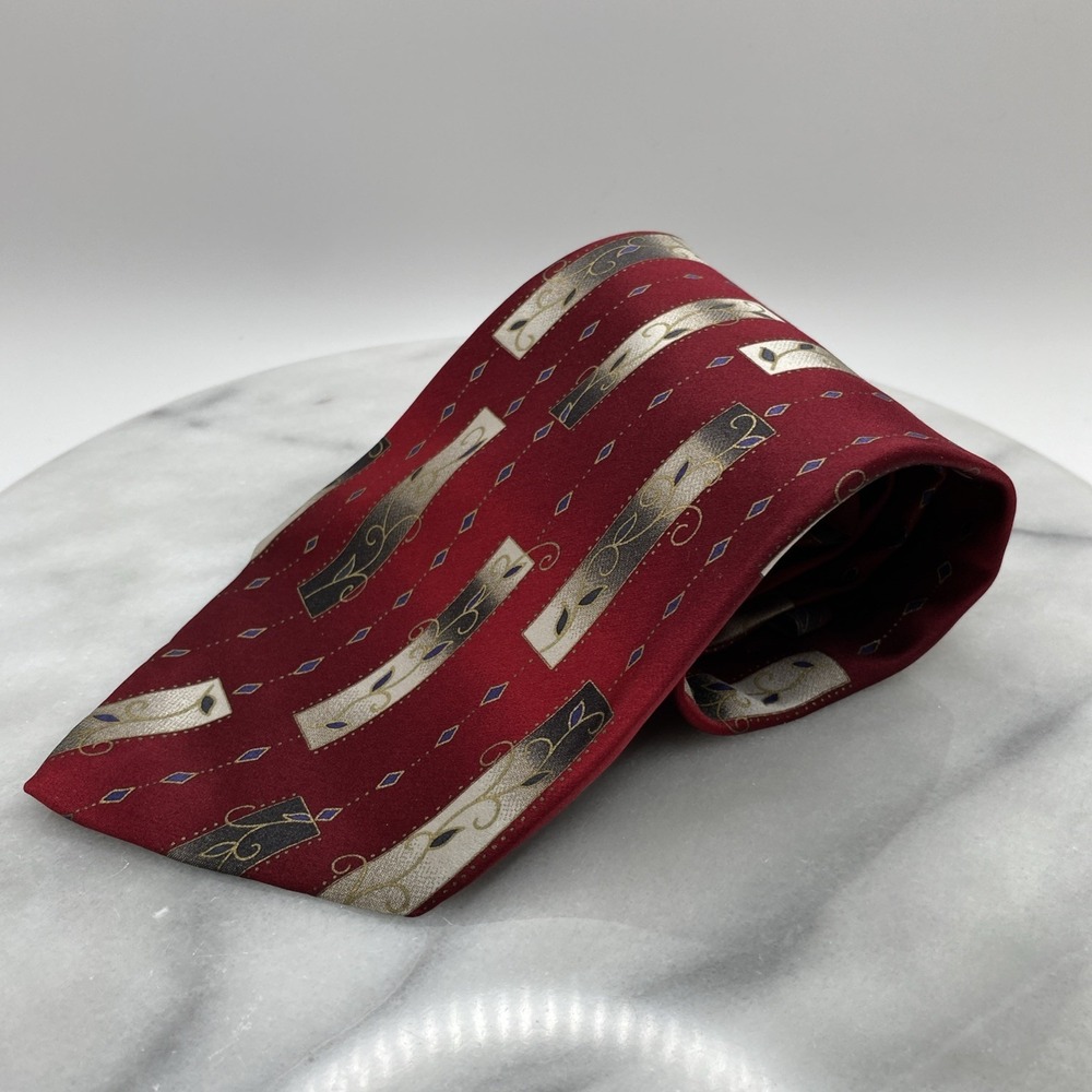 Pavone Italian Mens Necktie Red Gold Geometric Scroll Silk Classic Formal Tie